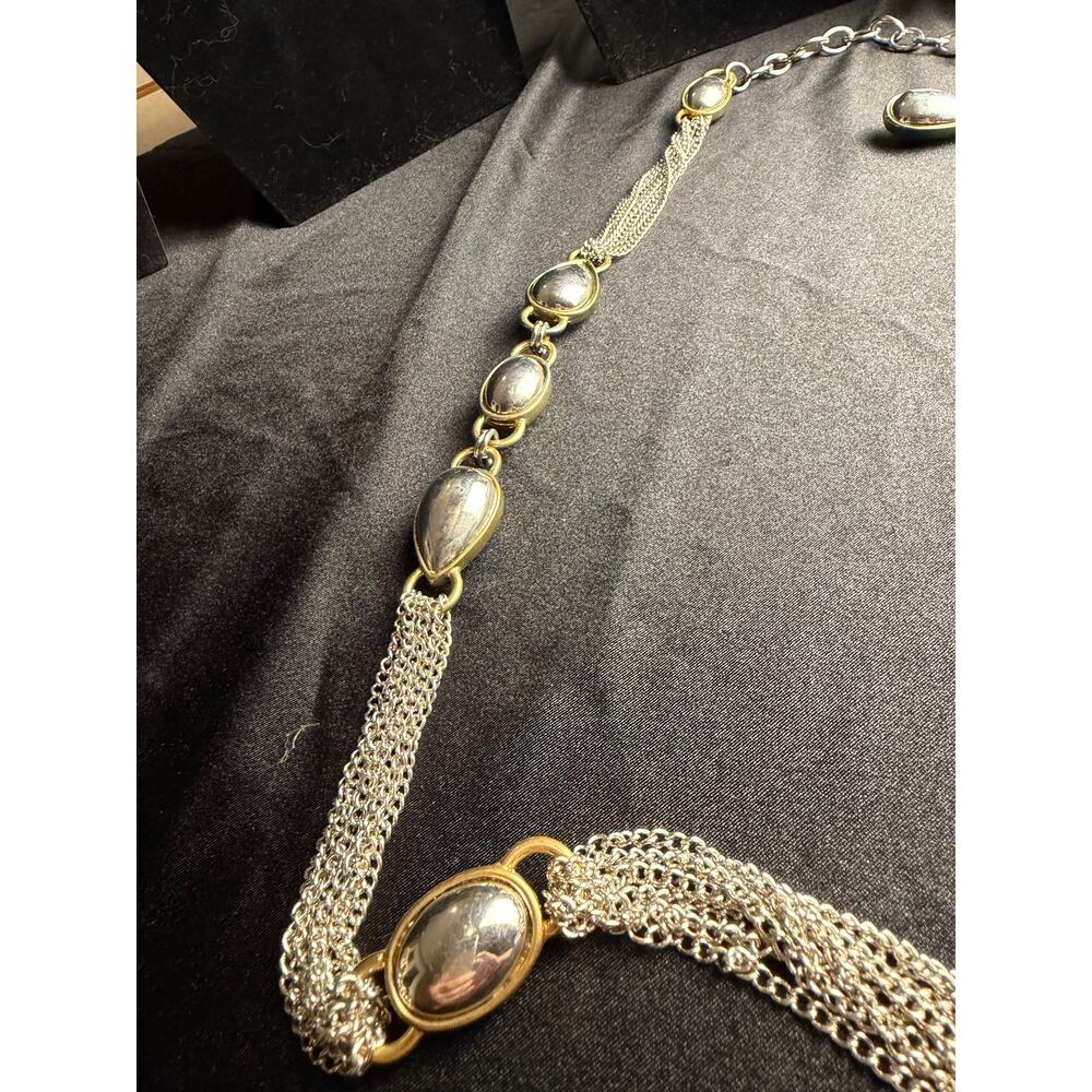 Vintage Anne Klein two-tone chain belt, a mix of silver and gold-tone 38" - Picture 4 of 7